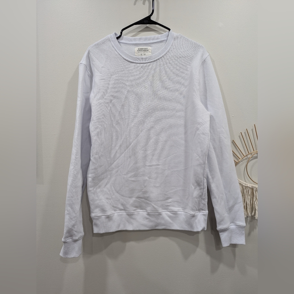 Urban Heritage Classic White Crewneck Sweatshirt